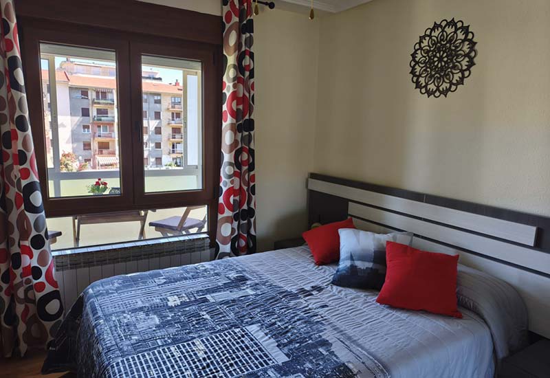 Dormitorio - Lunair Ciudad de Medina - Vivienda Turística en Medina de Pomar - Burgos